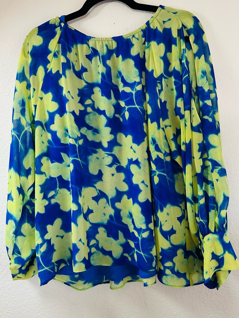 Calvin Klein Blue & Lime Floral Scoop-Neck Blouse